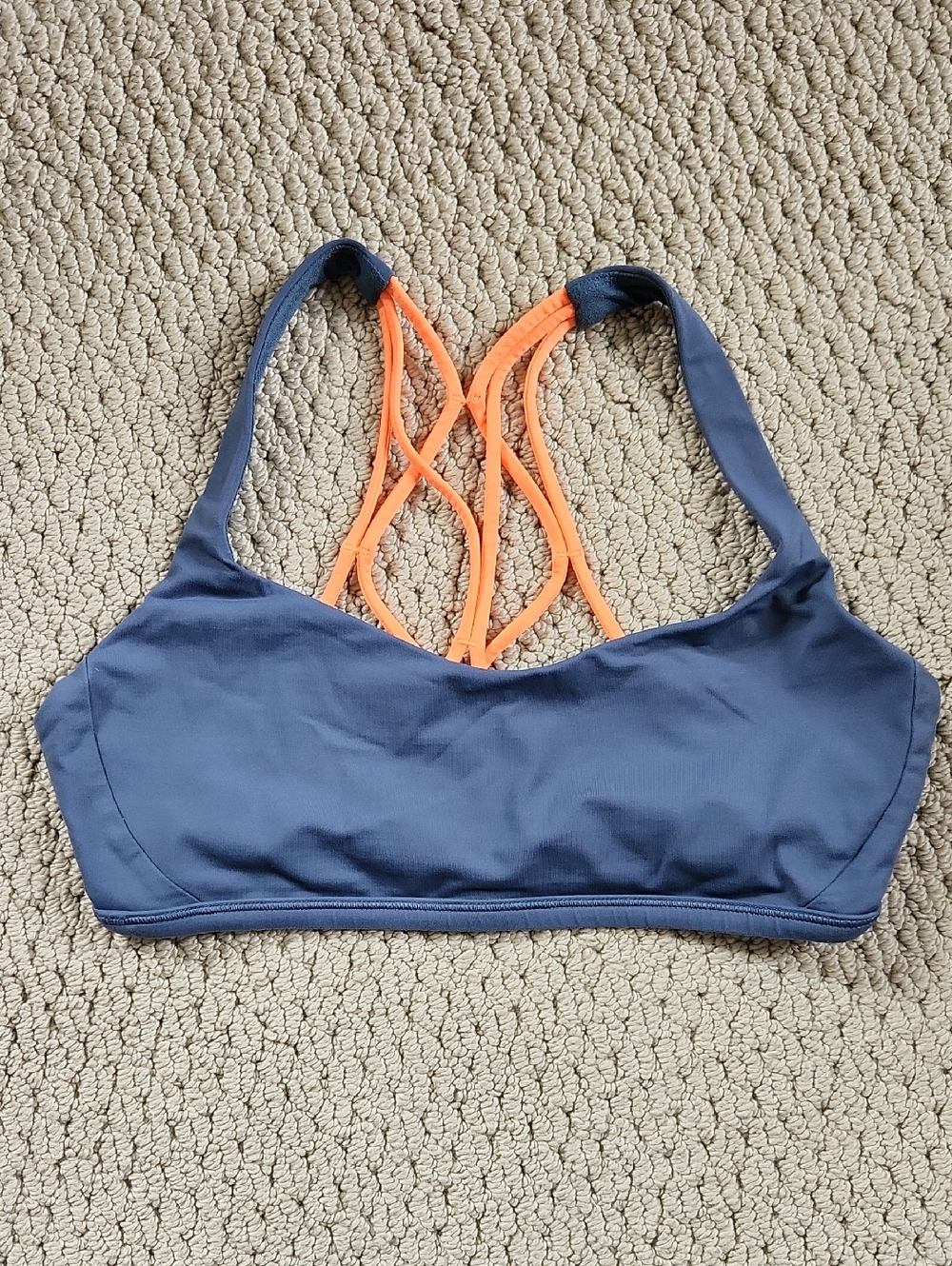 Lululemon Free To Be Zen Bra Size 6